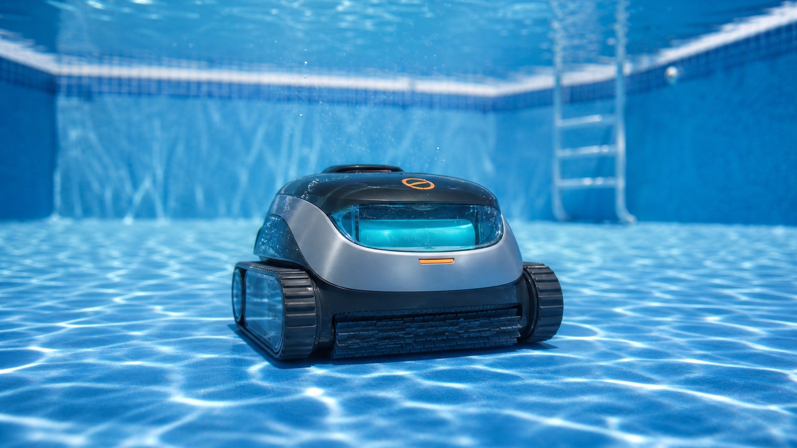 AIPER Scuba SE ES opiniones — limpiando el fondo de una piscina desmontable